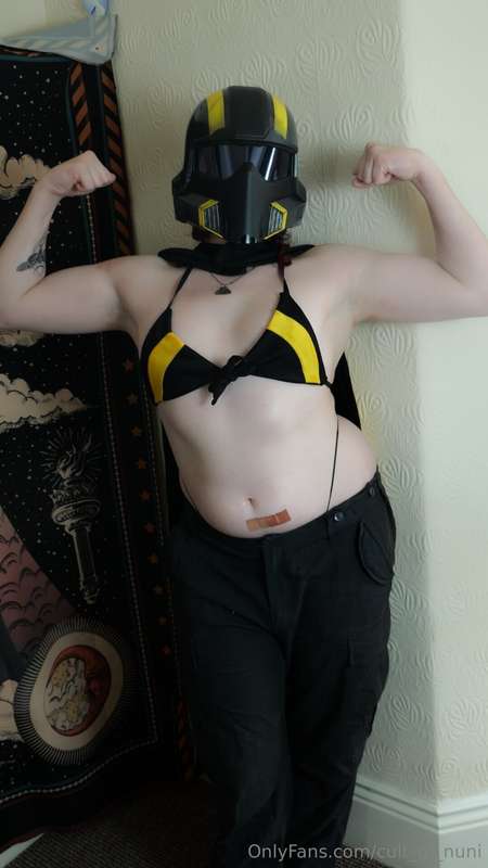 Helldivers cosplay!! Gonna do a special vid in it soon 👀👀👀 7