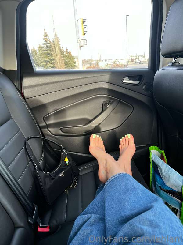 I got the backseat 😜 just missing a lap to rest my legs on ;.. 6