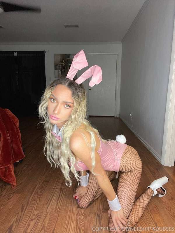 this bunny needs to be punished 🥵