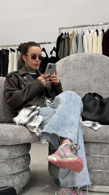 I think you can tell from my posts how much I love shopping,..