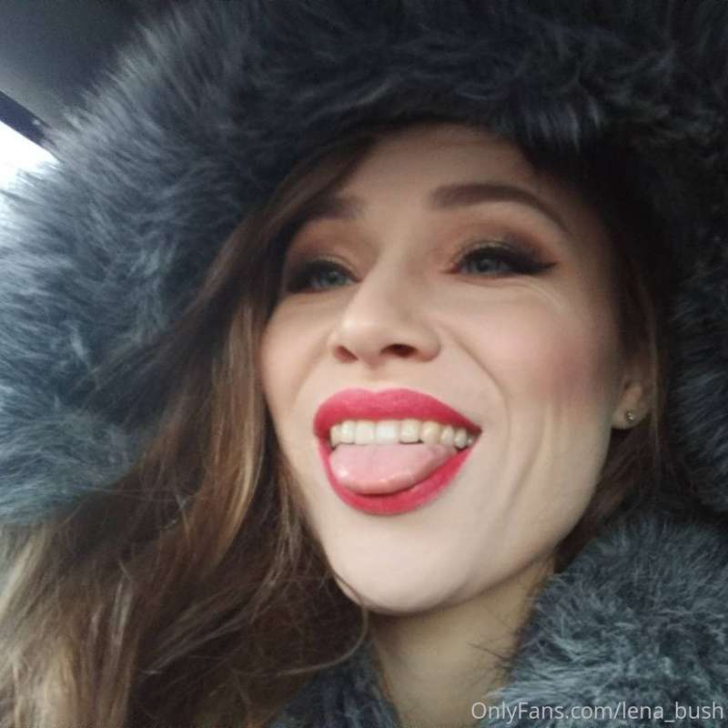 Would you like this tongue to be on your dick?
