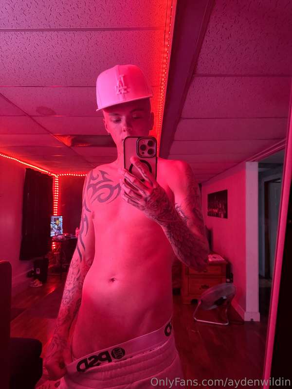 Red light = 😈