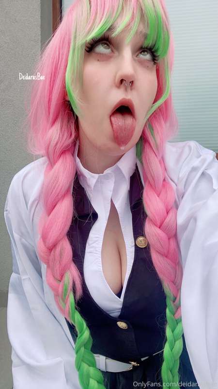 Mitsuri Kanroji 11