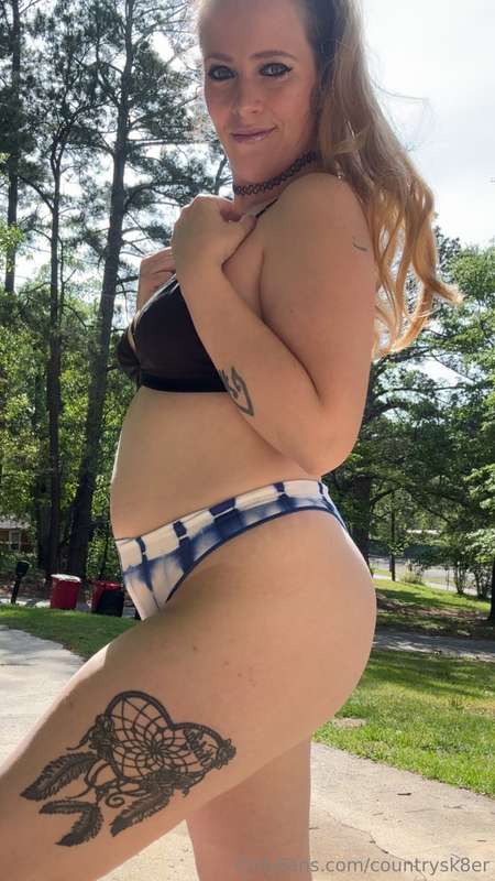 Pregnant belly 😝🥵