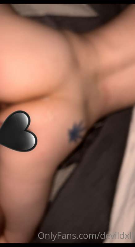 watch me get fucked from behind with audio. 💦 
i cum so good..