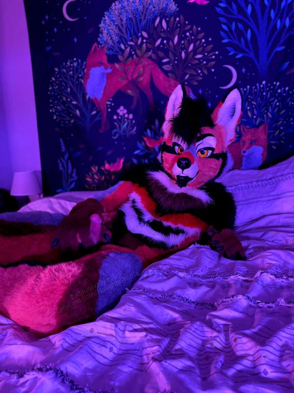 Posting some yet unreleased photos of Rogue from a previous .. 4