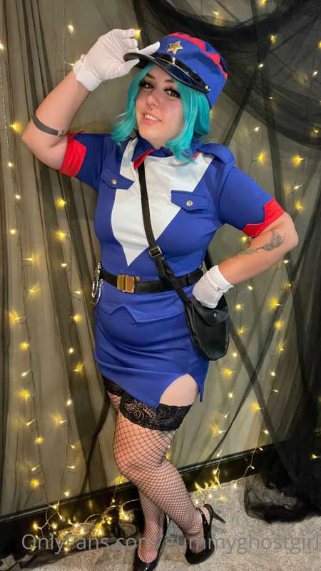 Officer Jenny! 💙 I hope I don’t have to arrest you… 😏