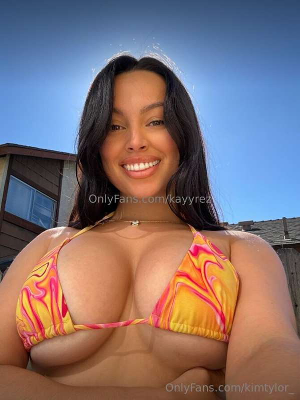 If you're looking for the QUEEN of SOLO, TOYS, NUDES, and TE.. 2