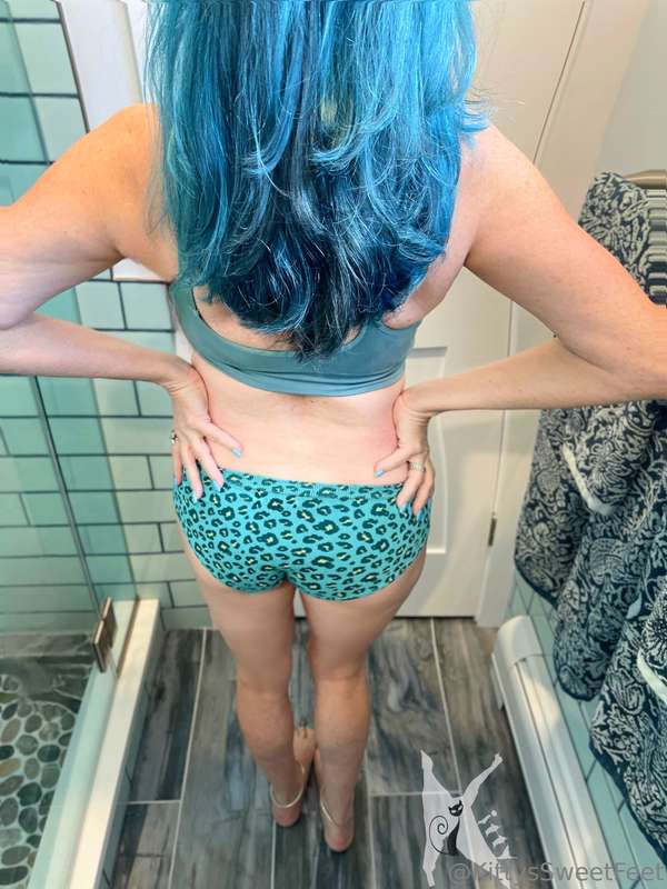 Do you like the blue? I love it! 3