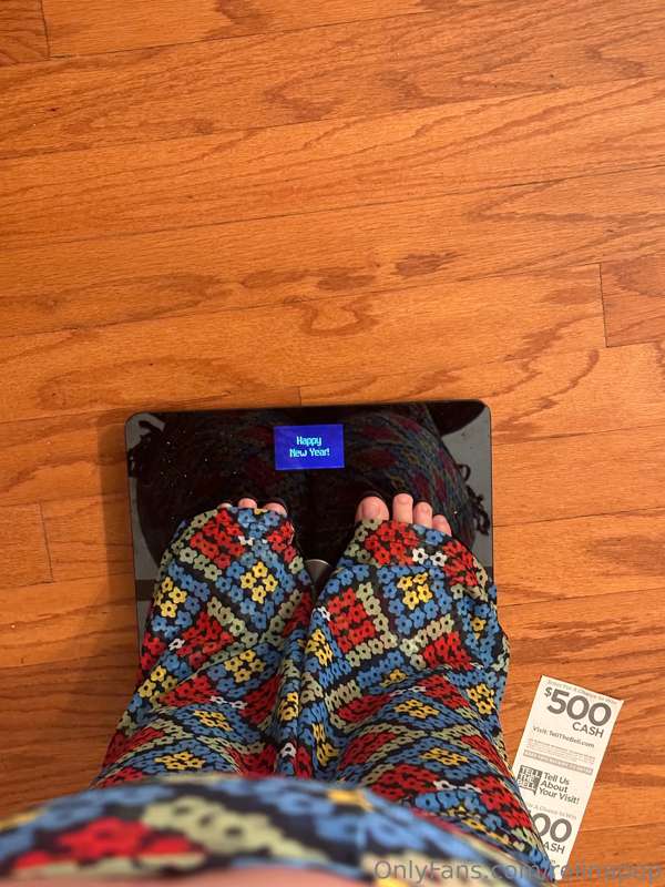 Swipe for my weight!! I finished that gallon of tea plus the.. 7