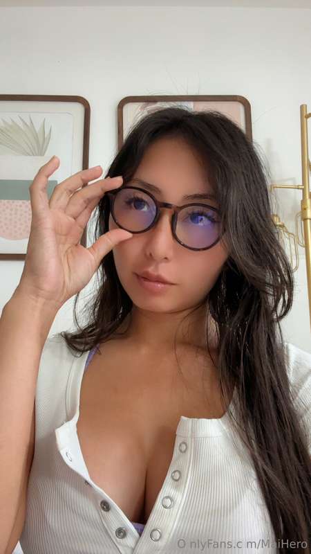glasses on? or off? 🦋