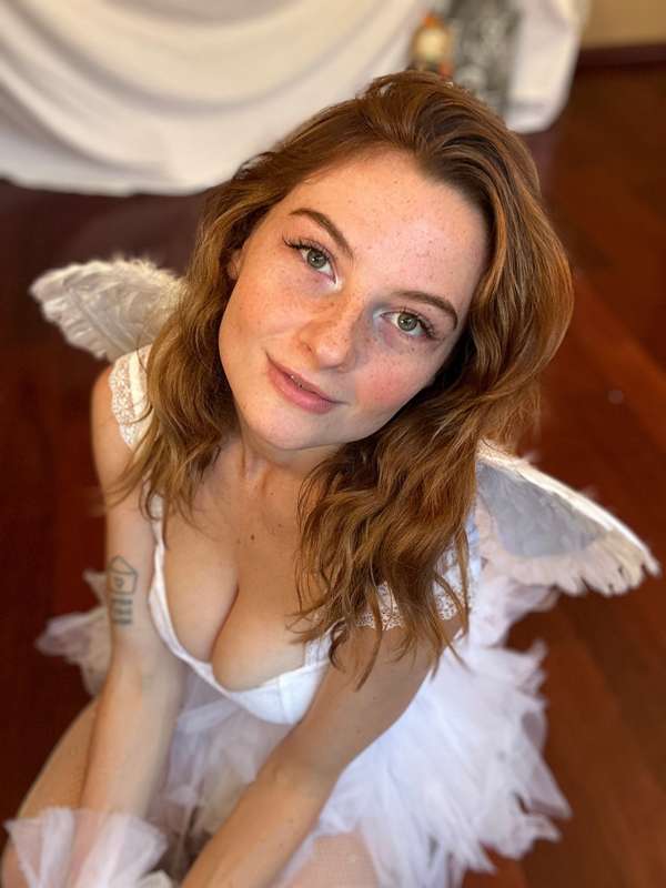Even angels have needs 🪽🙈 12