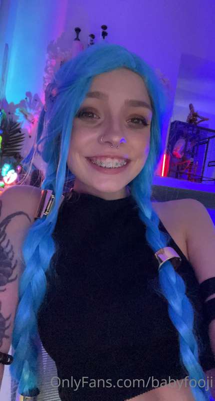 I have finally finished editing the jinx set 😳🖤👀 39