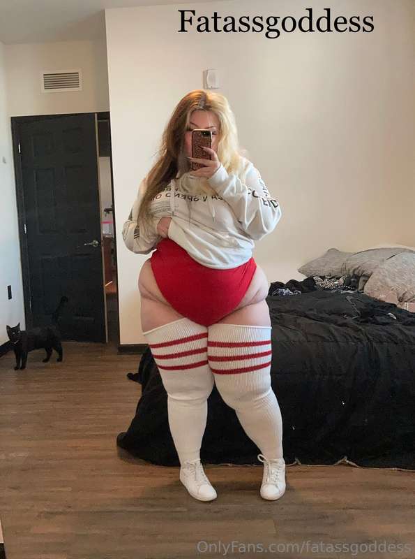 Fatassgoddess - Onlyfans - 02 Mar, 2025