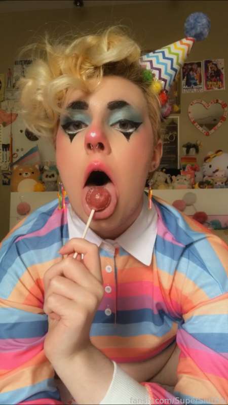 Superslutboi - Fansly - 17 Oct, 2021 1