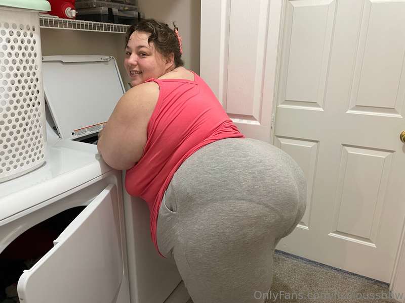 Fat housewife 🐷🥰 2