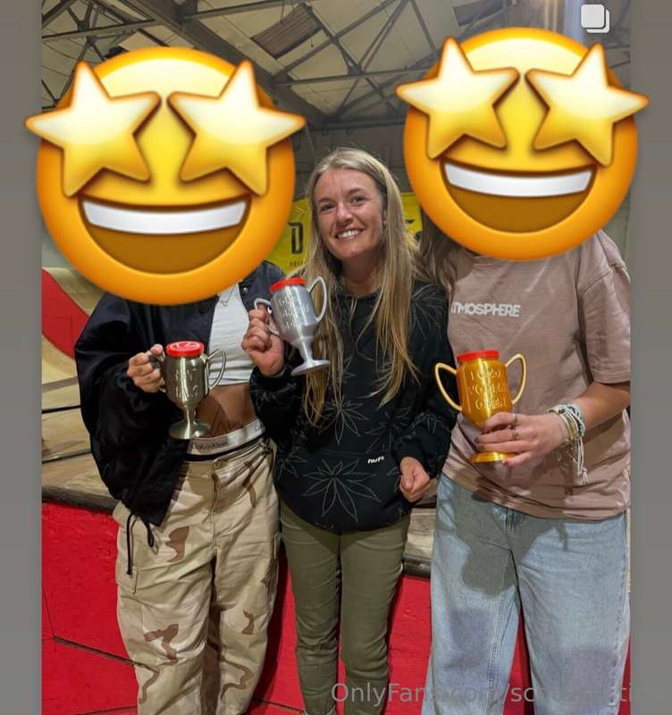 Ya girl got second place 🥈 at the skate comp yesterday 🤩  No..