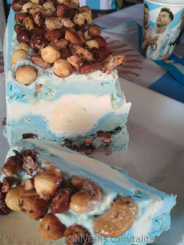 Postre helado Argentina  🇦🇷 Campeón Mundial!

Para el helado.. 16