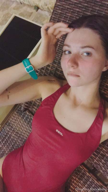Relaxed 4