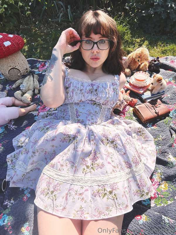 I got a fancy dress and did a fancy photoshoot. Well, it’s n.. 31