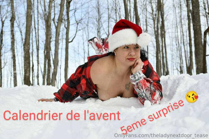 Pour seulement 3$ reçoit 4 courte vidéo de ta mère noël préf..