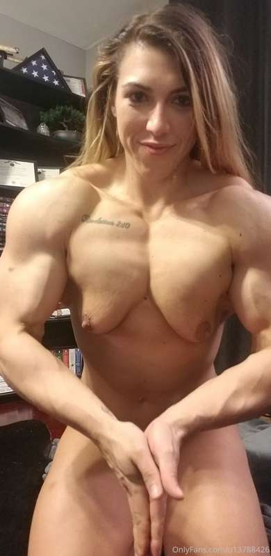 Pecs > Boobs
