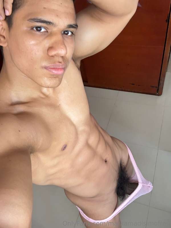 Abajo o arriba?www.onlyfans.com/markamadisimoVideos personal..