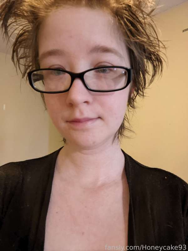 Honeycake93 - Fansly - 07 Feb, 2022