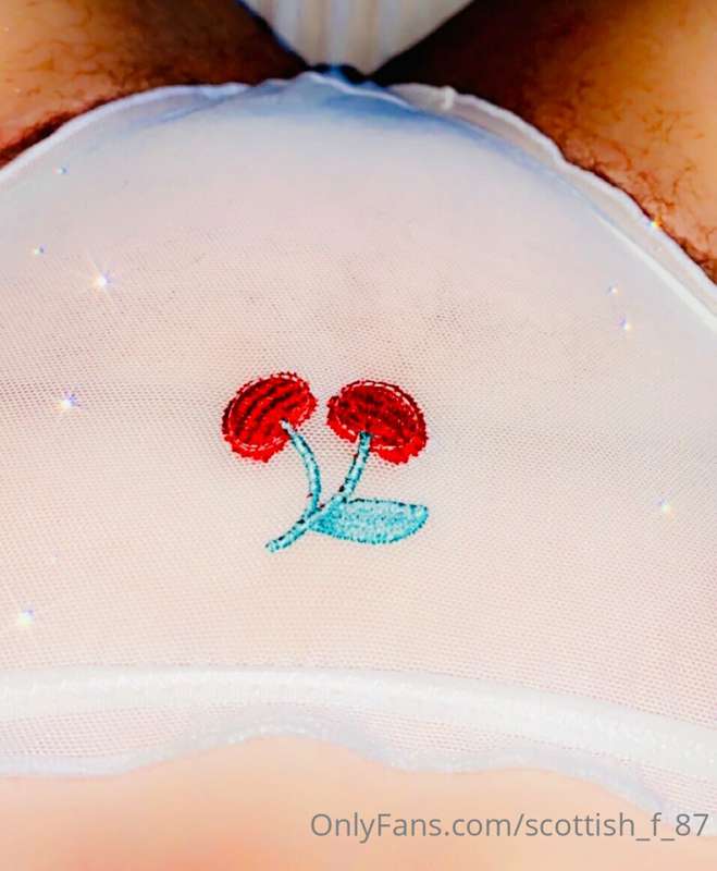 Cute wee cherry number today ❤️