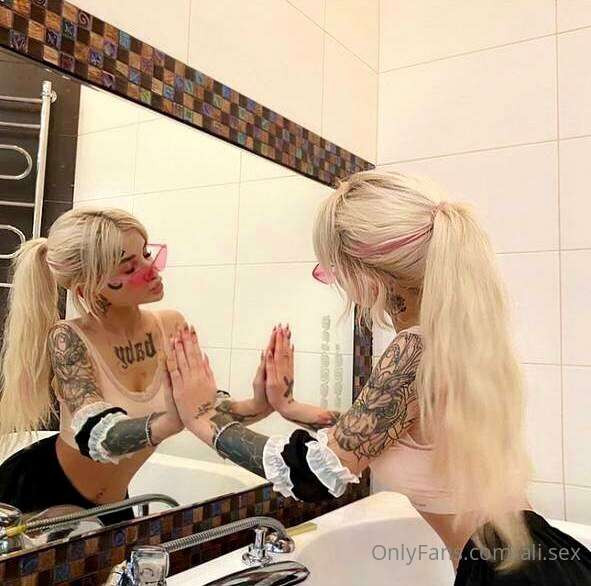 🎀🎀Do you want which filthy things i want to do with you? DM ..