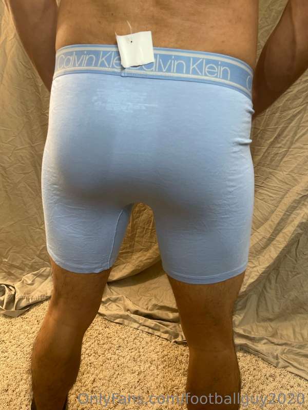 The Calvin Klein set of PVT Martinez - you'll want to see th.. 2