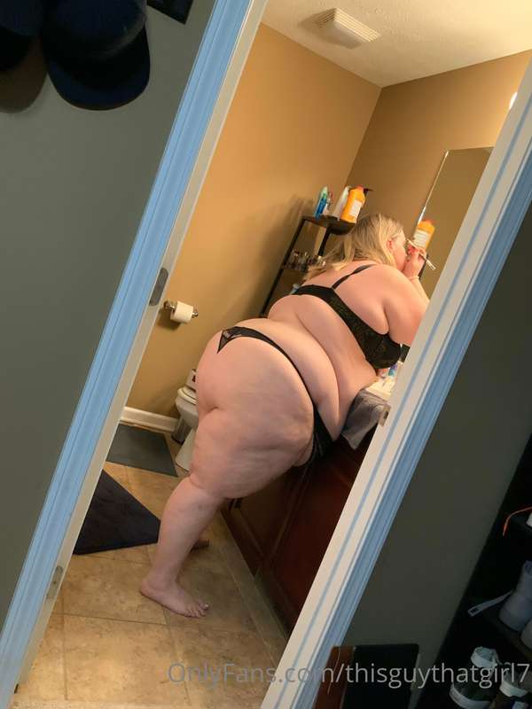 What it really looks like when I’m getting ready for a photo.. 18