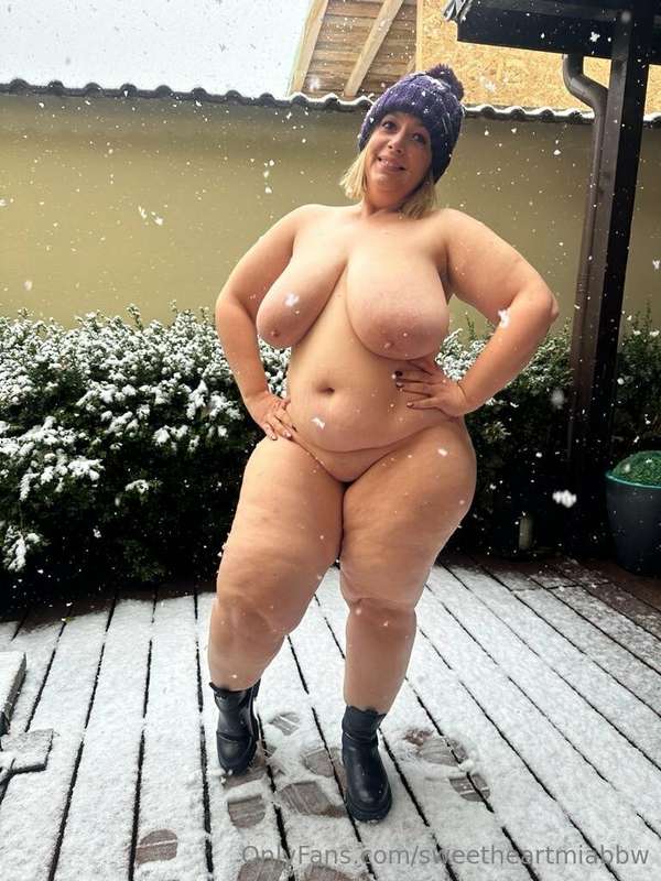 When it snows a bit and I just have to take advantage of the.. 5