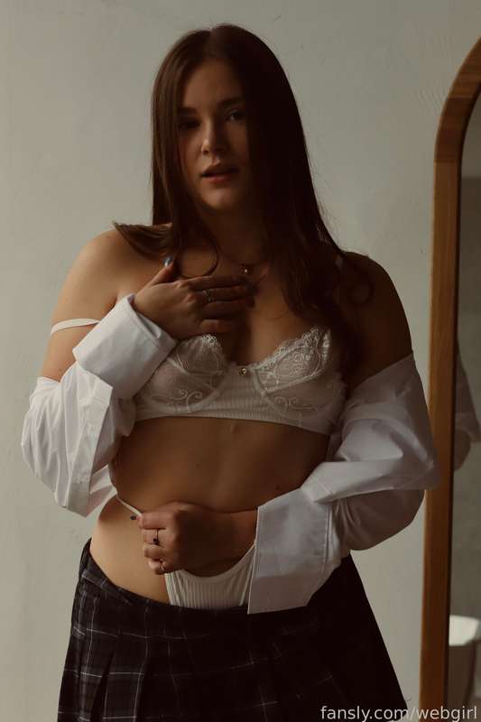 Webgirl - Fansly - 12 Oct, 2023