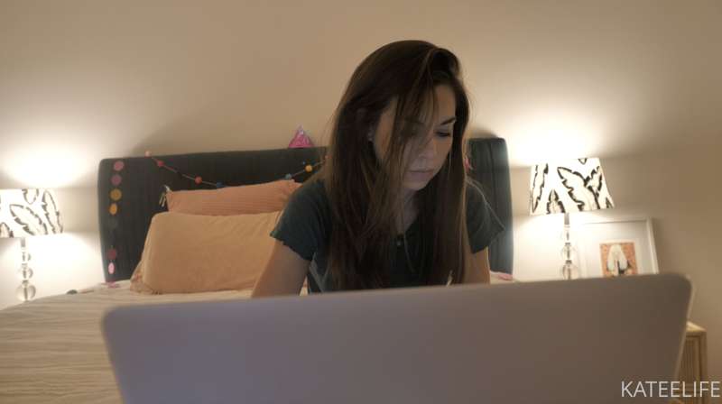 👩🏻‍💻