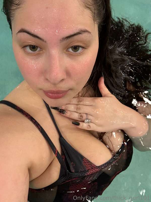 Thick_Gurl101 - Onlyfans - 10 Aug, 2024 1