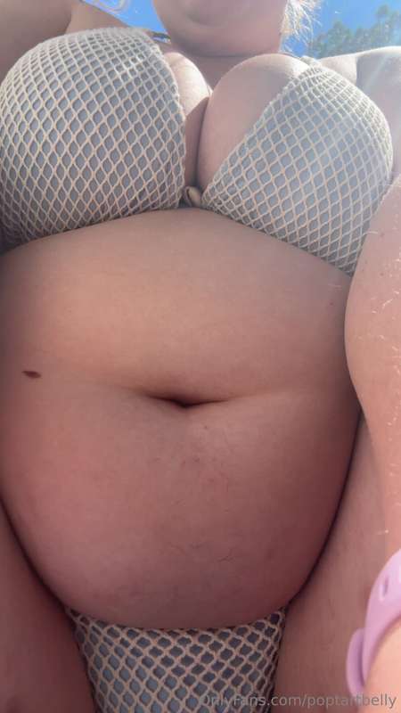 Mega photo dump cuz I was feeling my fat ass today in my bik.. 25