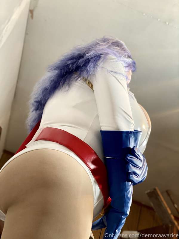 Working on getting some more uploaded, editing them between .. 23