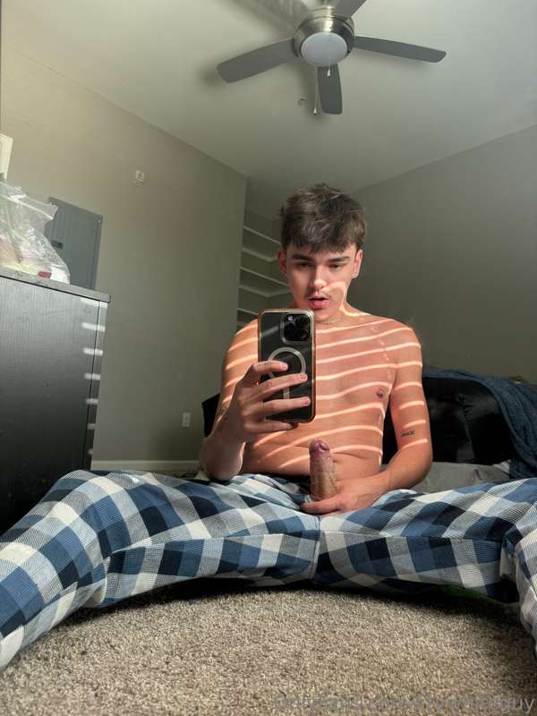I got cum on my pjs ;)
