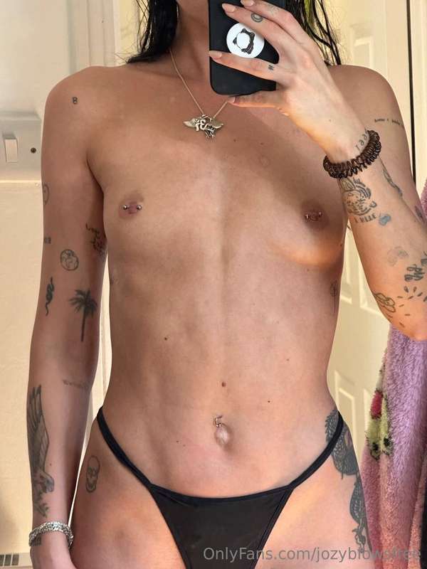 Jozyblowsfree - Onlyfans - 27 Apr, 2025