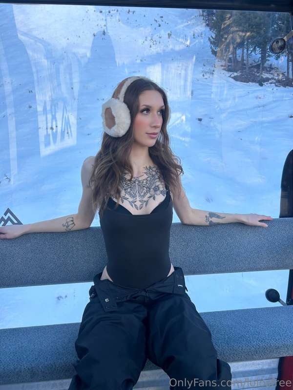 Snowbunny status: activated 🐰 