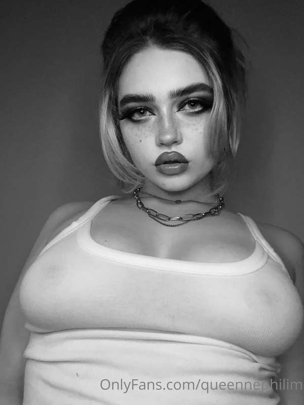 Braless 😘 3