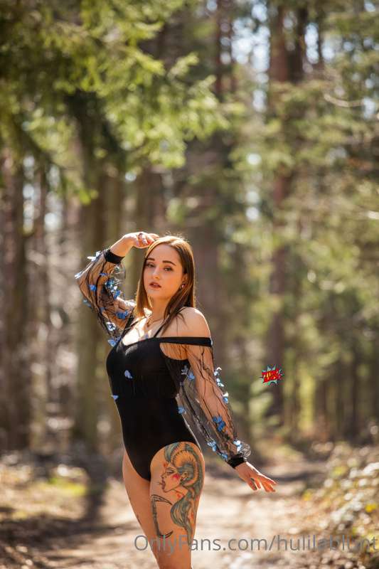 Summer will end soon. But I will still post hot pics 🔥 1