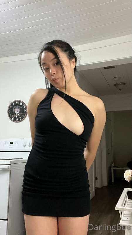 While Alina and I were recharging for our sexy videos 🤫, I d.. 21
