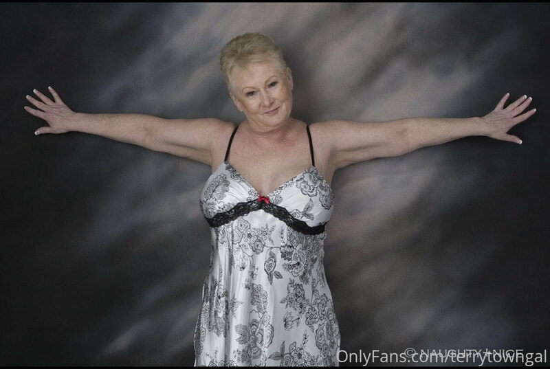 Great big hug to the world, come let me wrap my arms around ..