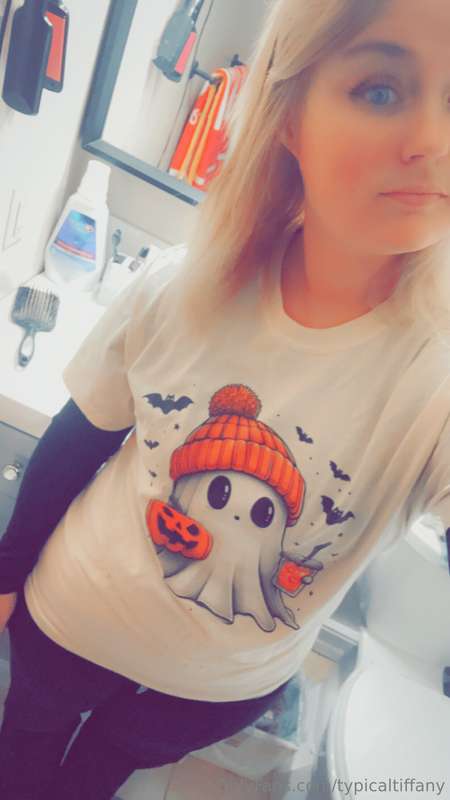 Typicaltiffany - Onlyfans - 25 Oct, 2024