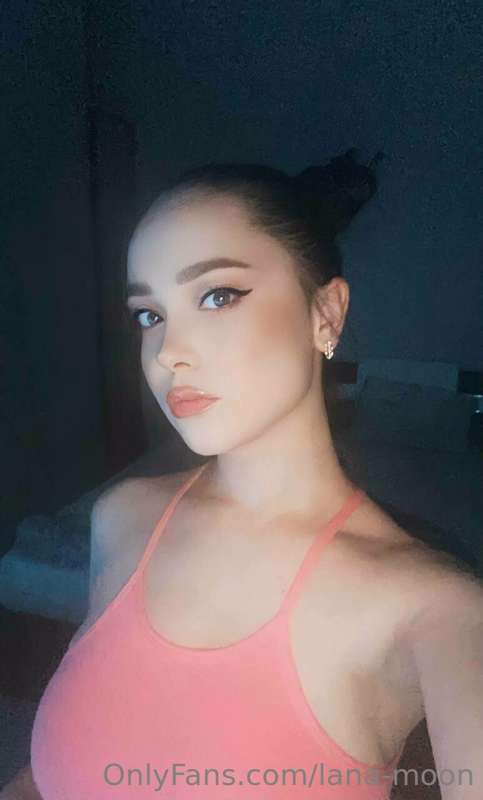 Lana-Moon - Onlyfans - 13 Apr, 2023