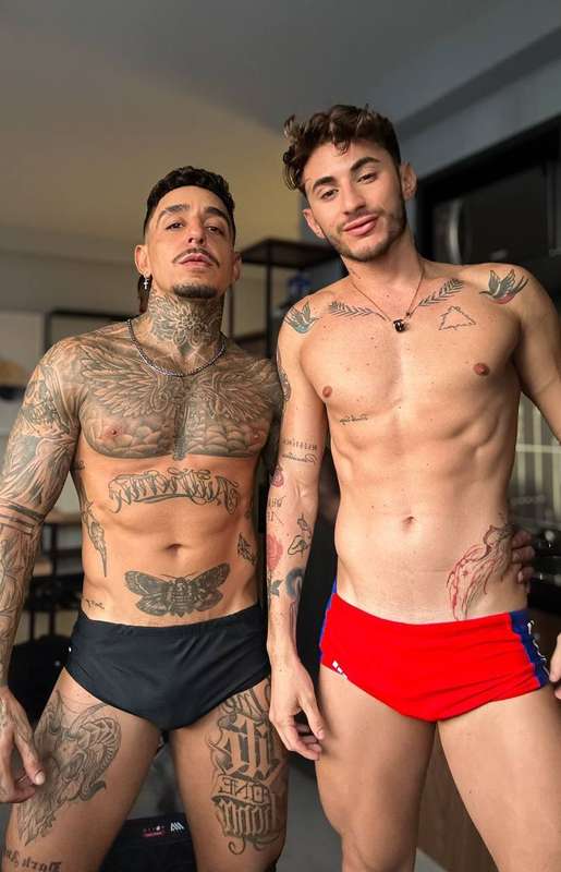 @ofchaydeng‼️ OFF 60% 🔥 60% OFF‼️💯 EXCLUSIVE CONTENT 💯🚀 @ofc.. 3