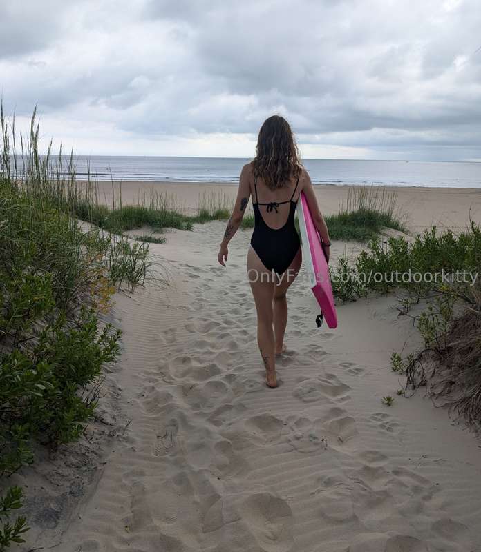 Wanna watch me shred some miniature waves on my boogie board.. 3