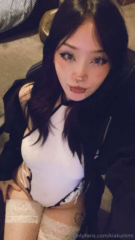 Kiakuromi - Onlyfans - 26 Apr, 2024 1